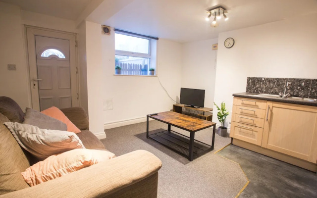 Short Stay Bristol - Warden Apartment