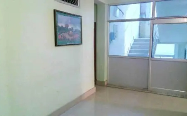 Raj Shanti Guest House Sarnath