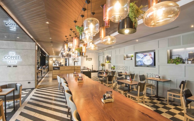 Отель Maitria Sukhumvit 18 Bangkok – A Chatrium Collection