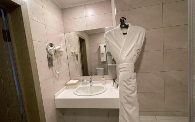 Grace Point Hotel