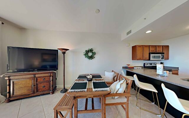 Beach Resort  by SVR