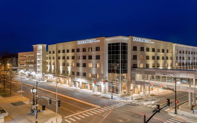 DoubleTree by Hilton Evansville
