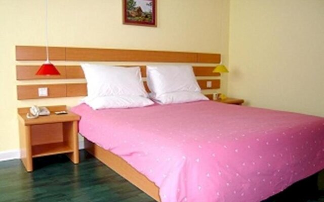 Home Inn Hohhot Hulun Buir South Road