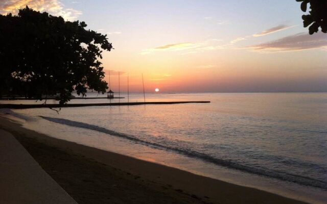 Kaz Kreol Beach Lodge