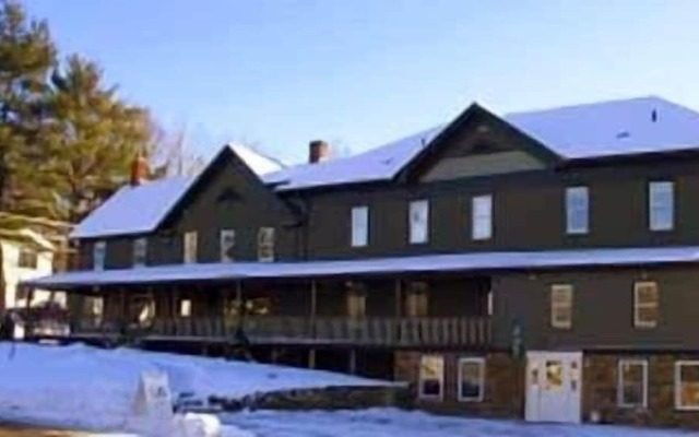 Smugglers Notch Inn