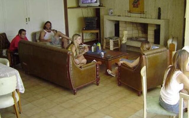 Break Point Hostel