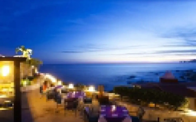 2 BD Family Suite at Cabo San Lucas