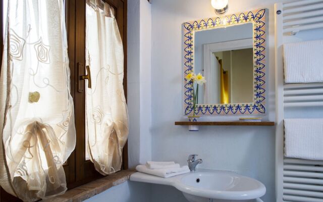 B&B With Pool and View of Assisi