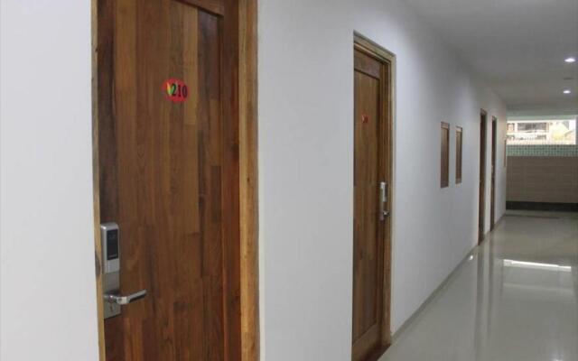 Summer Quest Hotel
