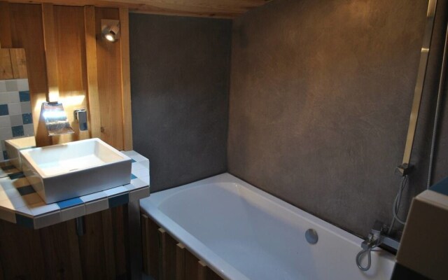 La Grange a Mémé, en pleine nature, Sauna