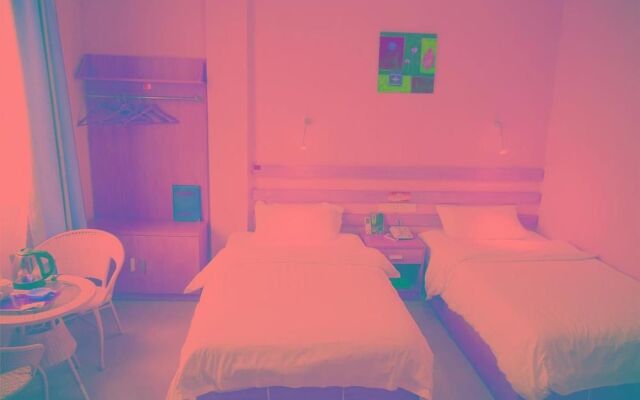Yijia Motel