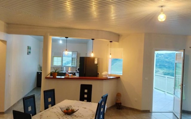 Apartment with 2 Bedrooms in Le Marin, with Wonderful Mountain View, Enclosed Garden And Wifi - 5 Km From the Beach