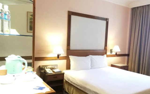 Grand City Hotel