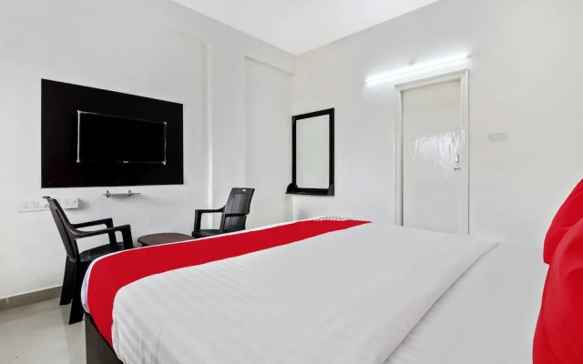 OYO 63021 Hotel Hill 9
