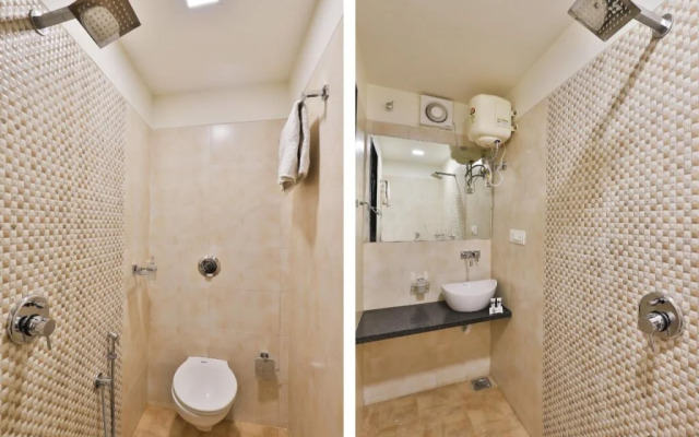 OYO 23289 Hotel Anmol Palace
