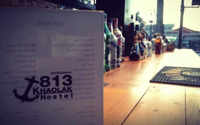 813 Khaolak Hostel