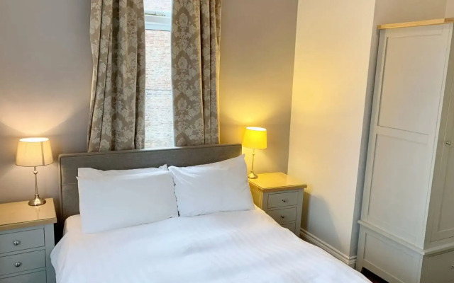 The Crescent Guest House