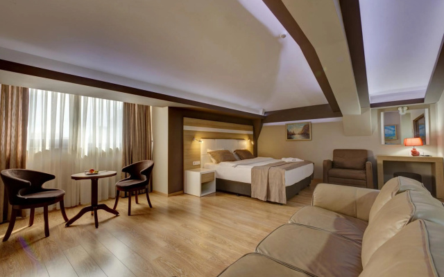 Arus Hotel