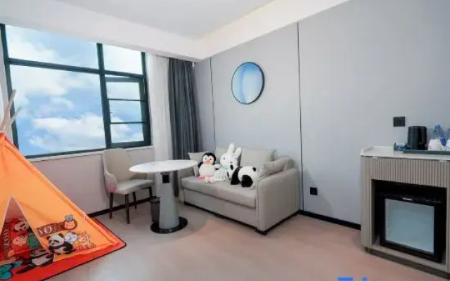 OKDAY Hotel Yueyang China Panda Garden, Yueyang