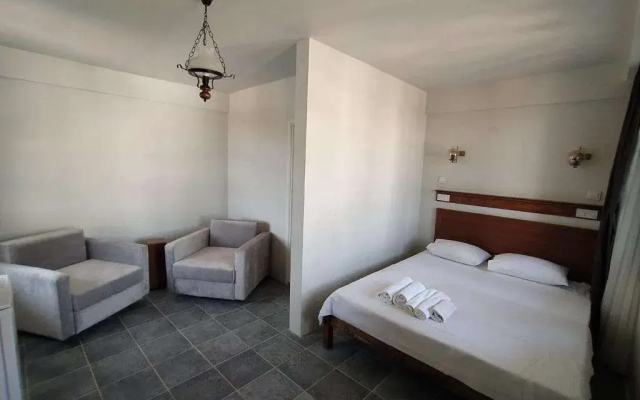 Silent Turkuaz Hotel