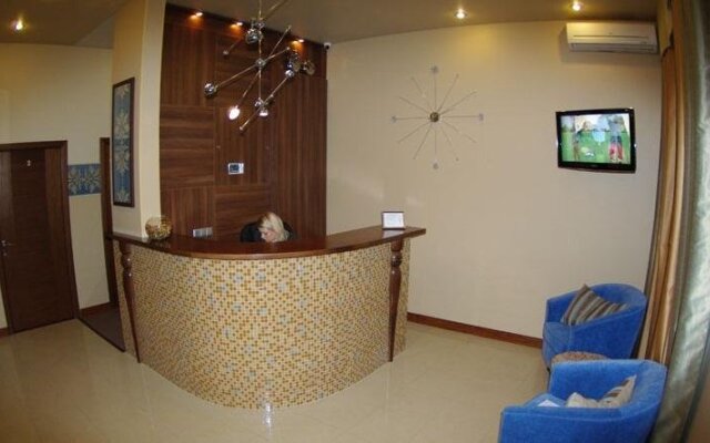 Hotel Darnitskiy