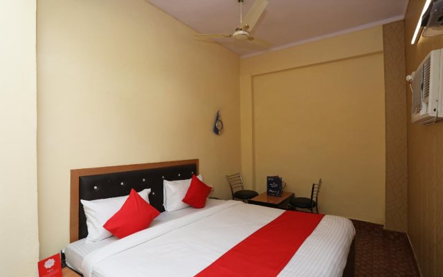 Royal Guest House By OYO Rooms