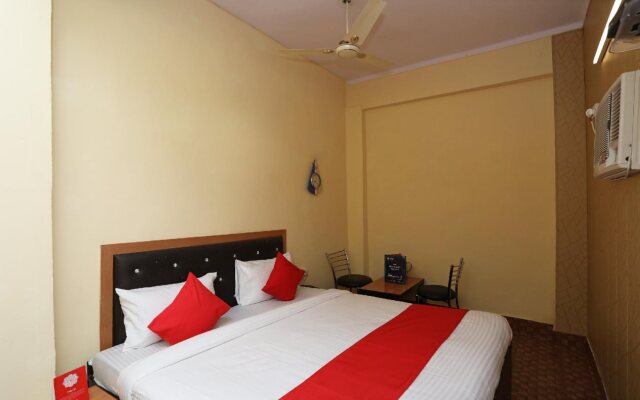 Royal Guest House By OYO Rooms