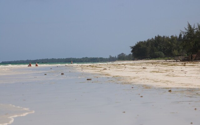 "room in Villa - A Wonderful Beach Property in Diani Beach Kenya.a Dream Holiday Place."