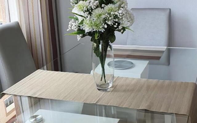 Self catering 2-Bed Flat in Algorfa Costa Blanca