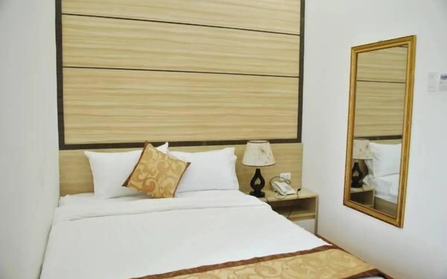 Phi Long Hotel