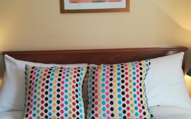 The Tumbling Weir Hotel & Restaurant