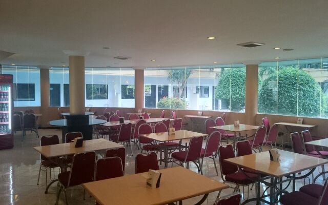 Hotel Sinar 2