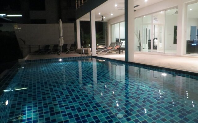 "villa Ginborn Amazing 5 Bdr Sea View Pool Villa"