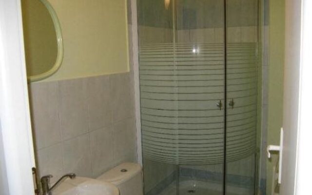 Hostel 365