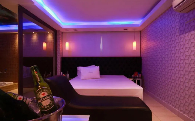Lessence Motel