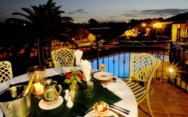 Amber Rose Country Estate