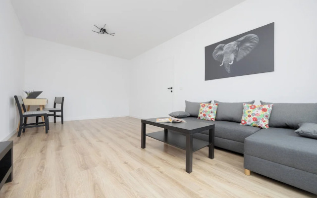 Workspace With Parking by Renters