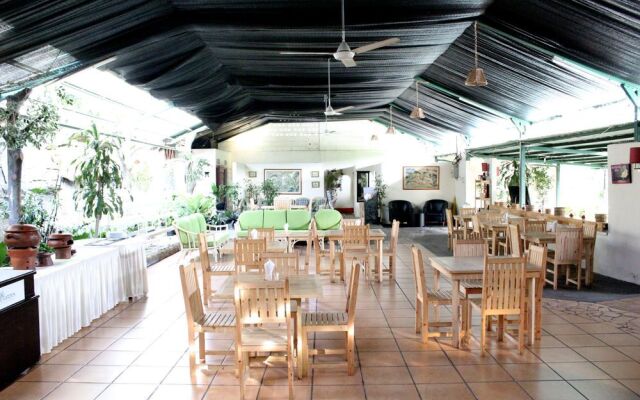 ZEN Rooms K. H. Moh Toha Ciawi