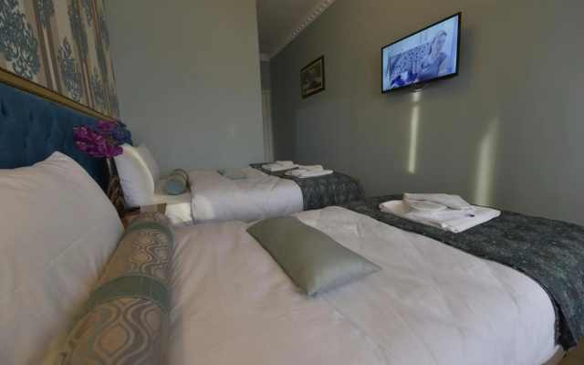Golden Palace Hotel