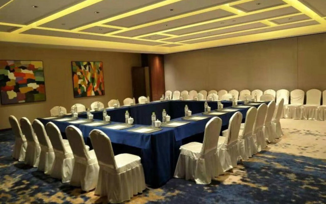 Bai Hua Ting International Hotel