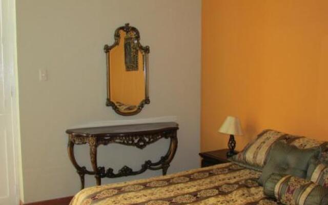 Residencial Miraflores B&B