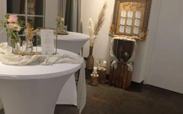 Отель Landgasthof zur Burg Grenzau