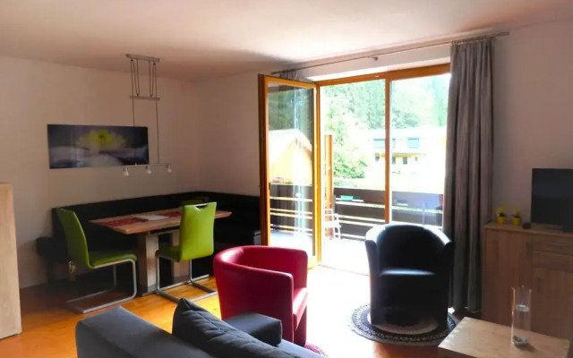 Apartment With Sauna and Lakeview