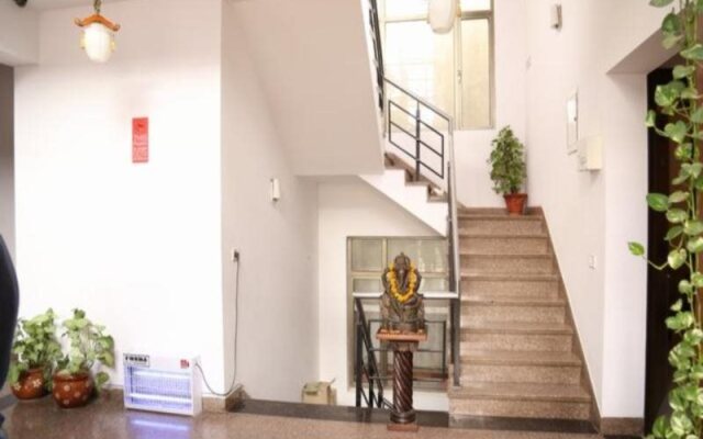 OYO 10250 Elevate Residency