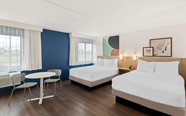 Spark by Hilton Wichita East