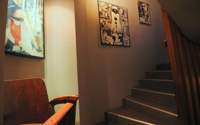 7 Art Hotel Cannes