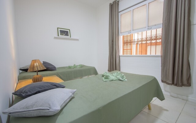 LineRio Praia do Leblon 446