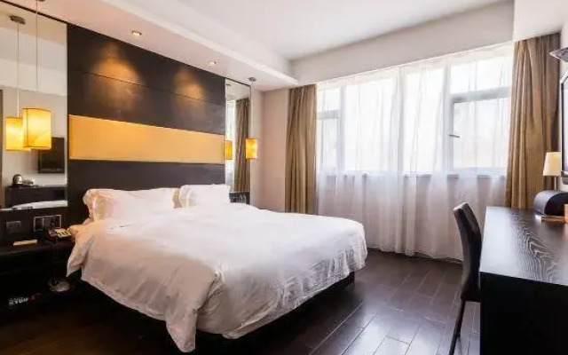 Orange Hotel ((Nanjing Museum Ming Palace Subway Station Hotel)