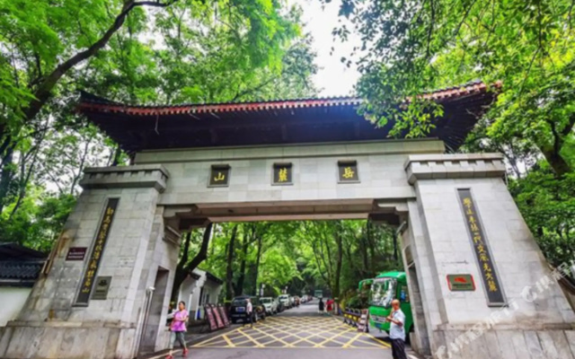 Tropical rain forest Zhenxuan Hotel (Changsha Lugu Industrial Park store) – Outside – Changsha
