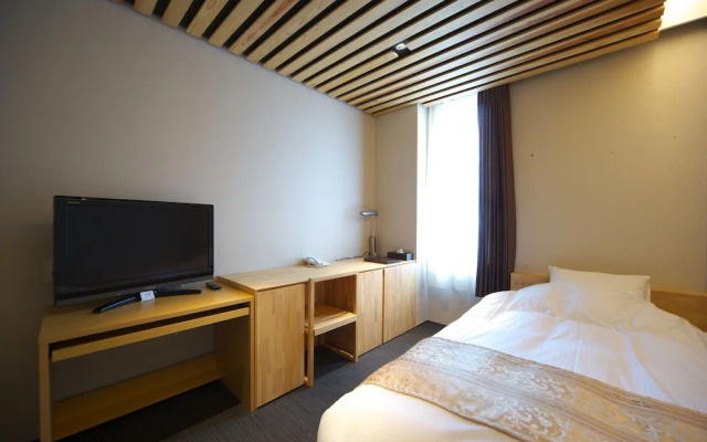 Kumo no Ueno March Yusuhara